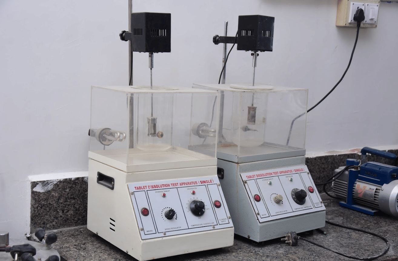 Biyani Institute of Pharmaceutical Sciences Jaipur Pharmacy Lab photo 12